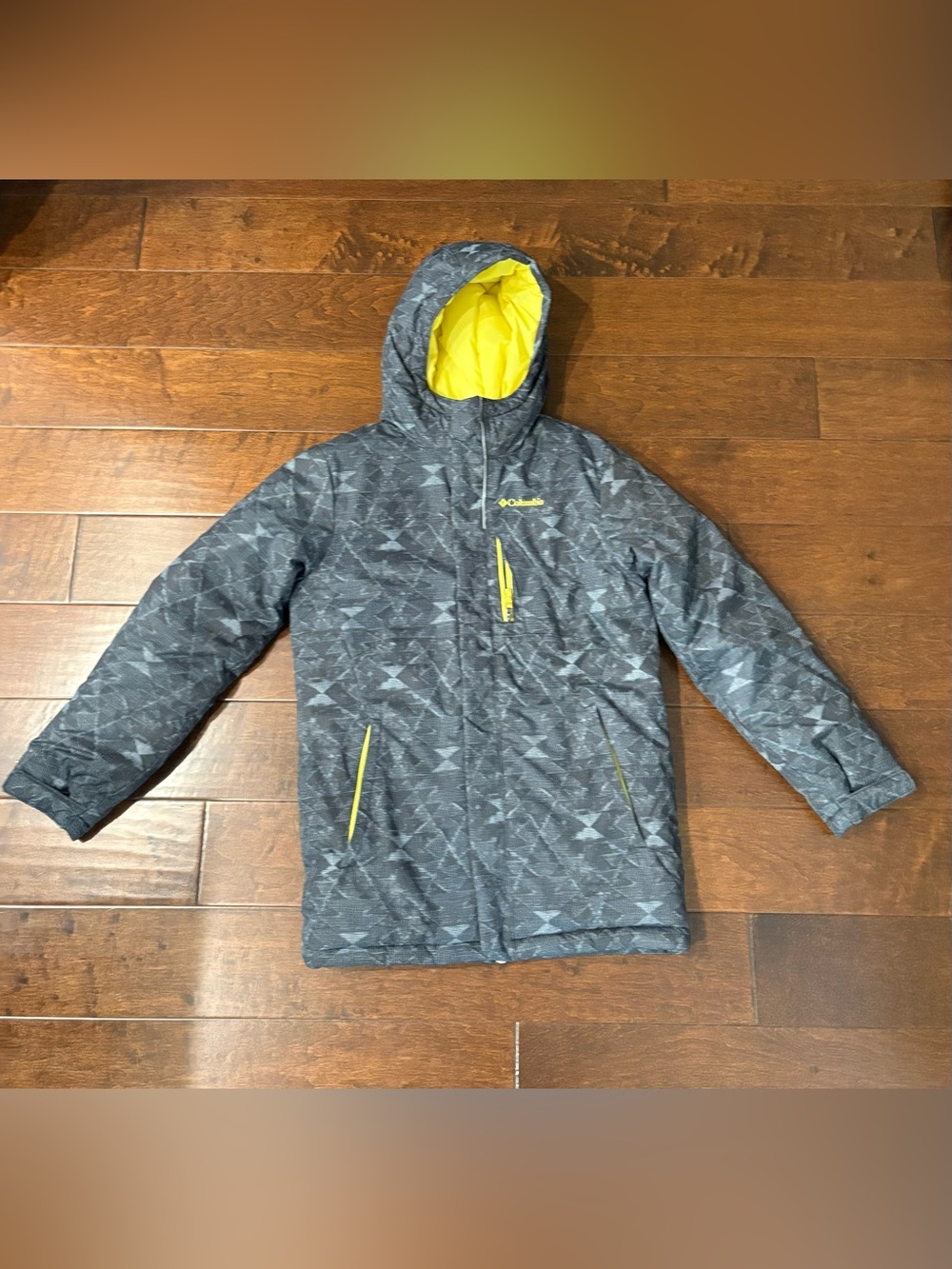 Columbia ALPINE FREE FALL JACKET. EUC. Size L